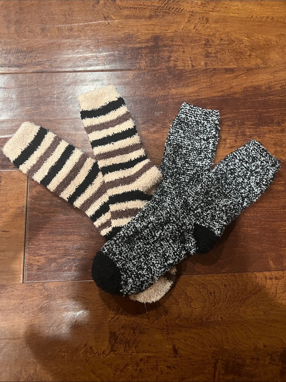 Cozy Fuzzy Lounge Socks - Beige Stripe & Black Speckle (2-Pack)